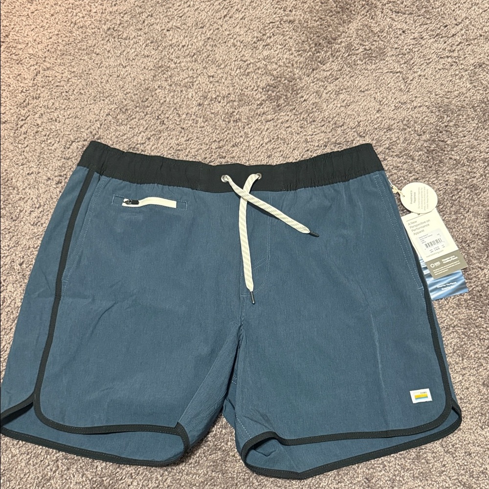 Vuori Banks 5” Athletic Shorts - NWT